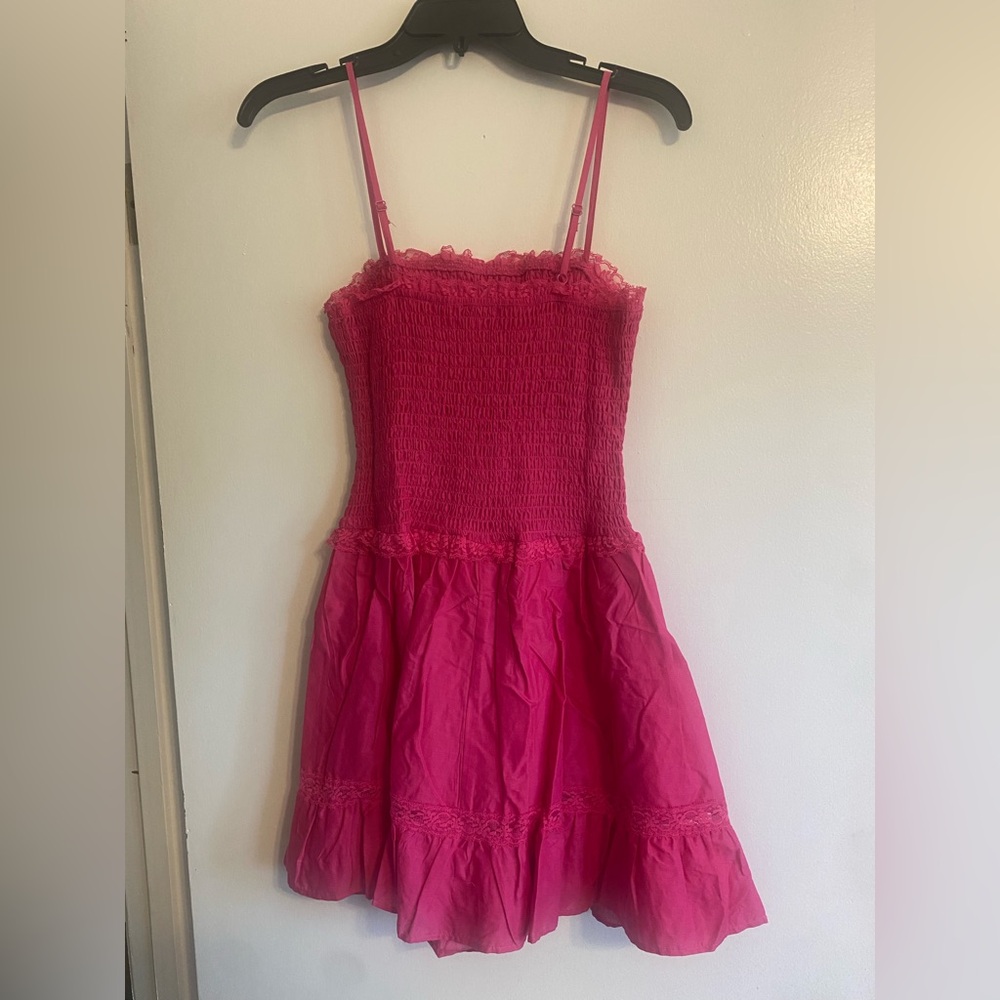 Francesca’s Hadley Drop Waist Smocked Magenta Mini Dress- Size M (Juniors) - Picture 5 of 6